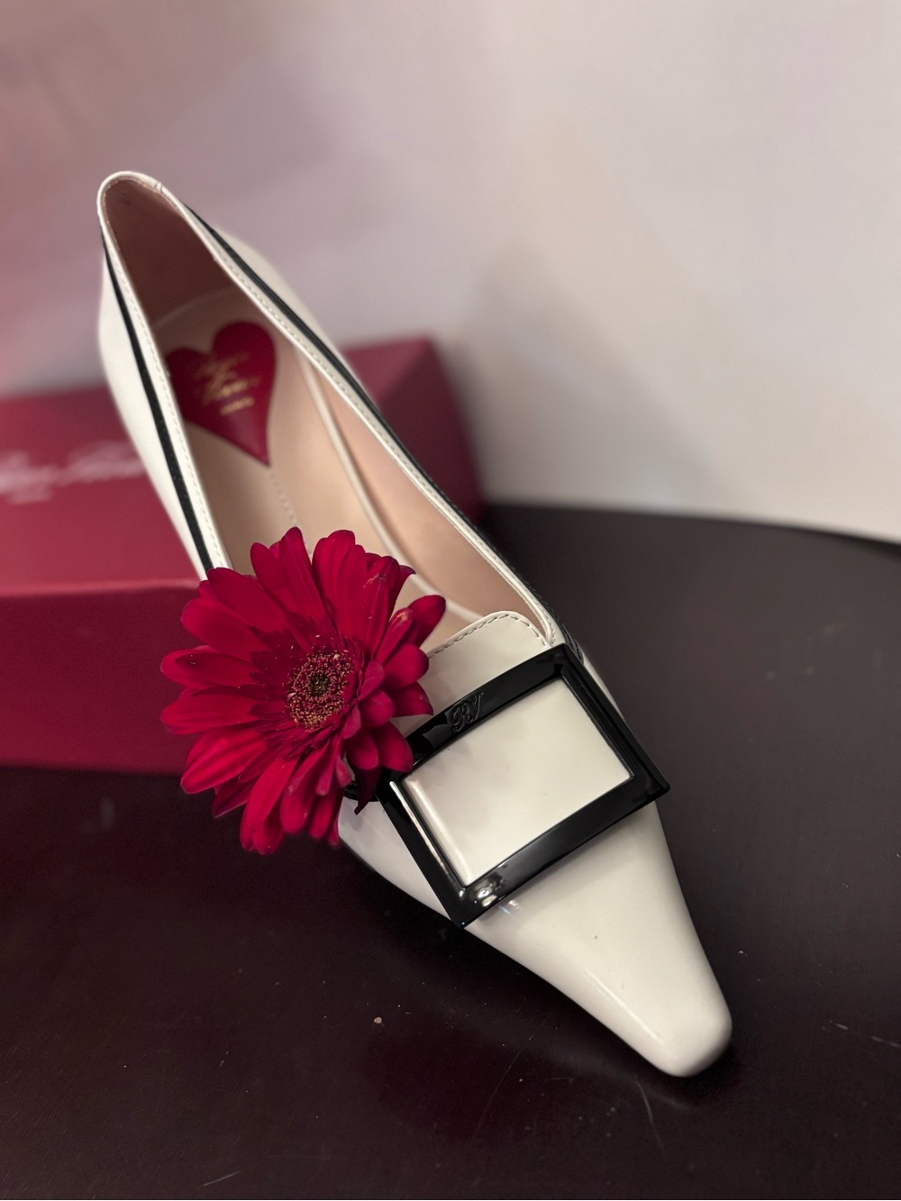 White Pointed Kitten Heel with Black Trim